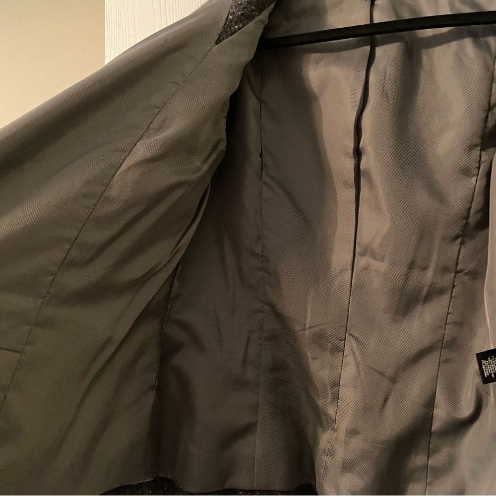 Elizabeth & James Jacket - Picture 5 of 11